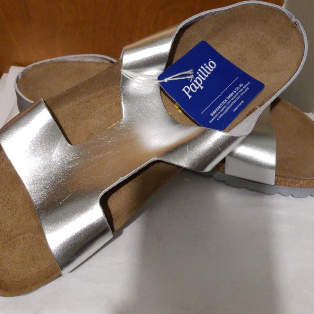 Papillipo sandles